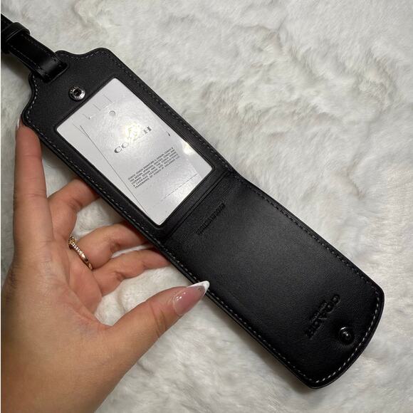 NWT COACH Luggage Tag With Penguin Print - Picture 3 of 3